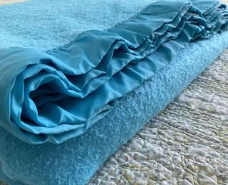 Vintage Chatham 100 Acrylic King Size Blanket 102” X 90” Satin Trim Blue Usa