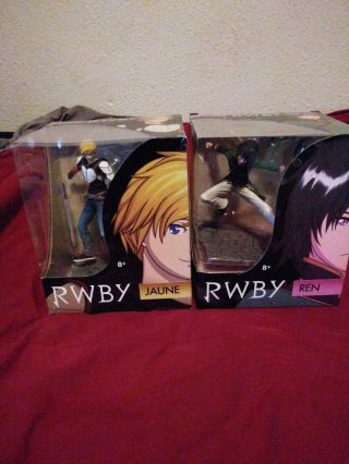 Rwby Figure Series 2 Jaune Arc And Lie Ren By Rooster Teeth And Mcfarlane